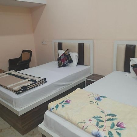 The Orchid Villa Homestay - Walkable Distance From Taj Mahal Agra  Esterno foto