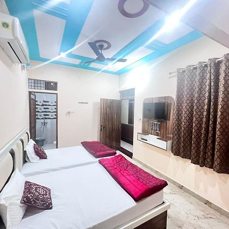 The Orchid Villa Homestay - Walkable Distance From Taj Mahal Agra  Esterno foto