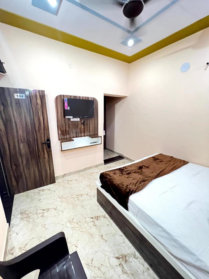 The Orchid Villa Homestay - Walkable Distance From Taj Mahal Agra  Esterno foto