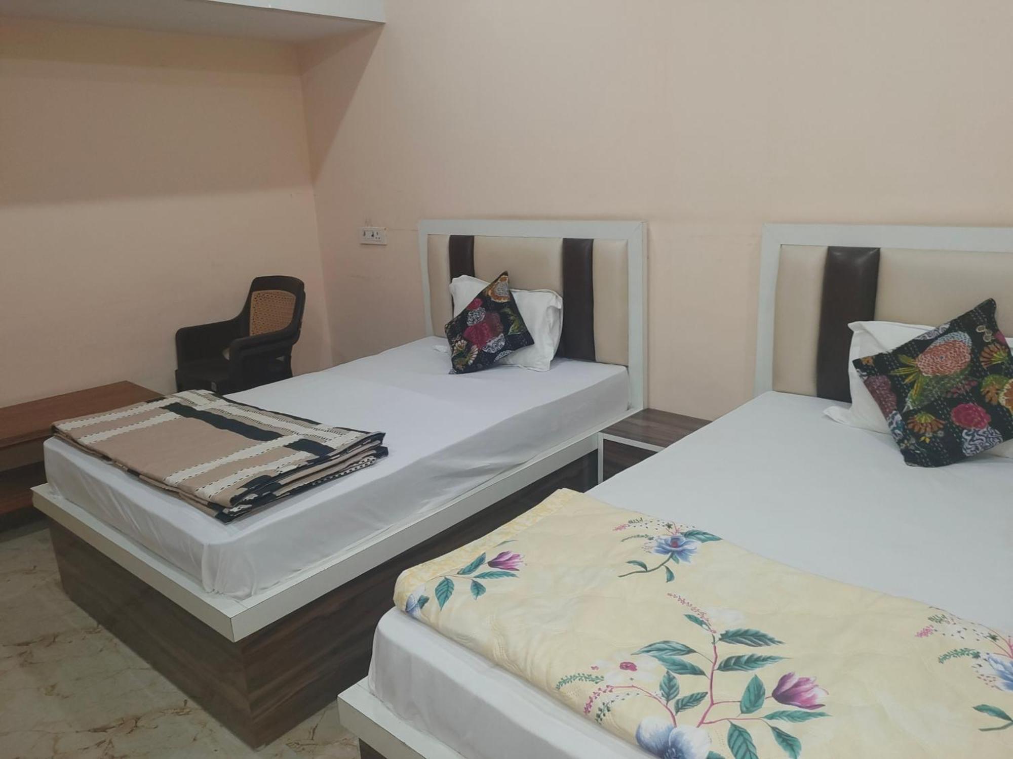The Orchid Villa Homestay - Walkable Distance From Taj Mahal Agra  Esterno foto