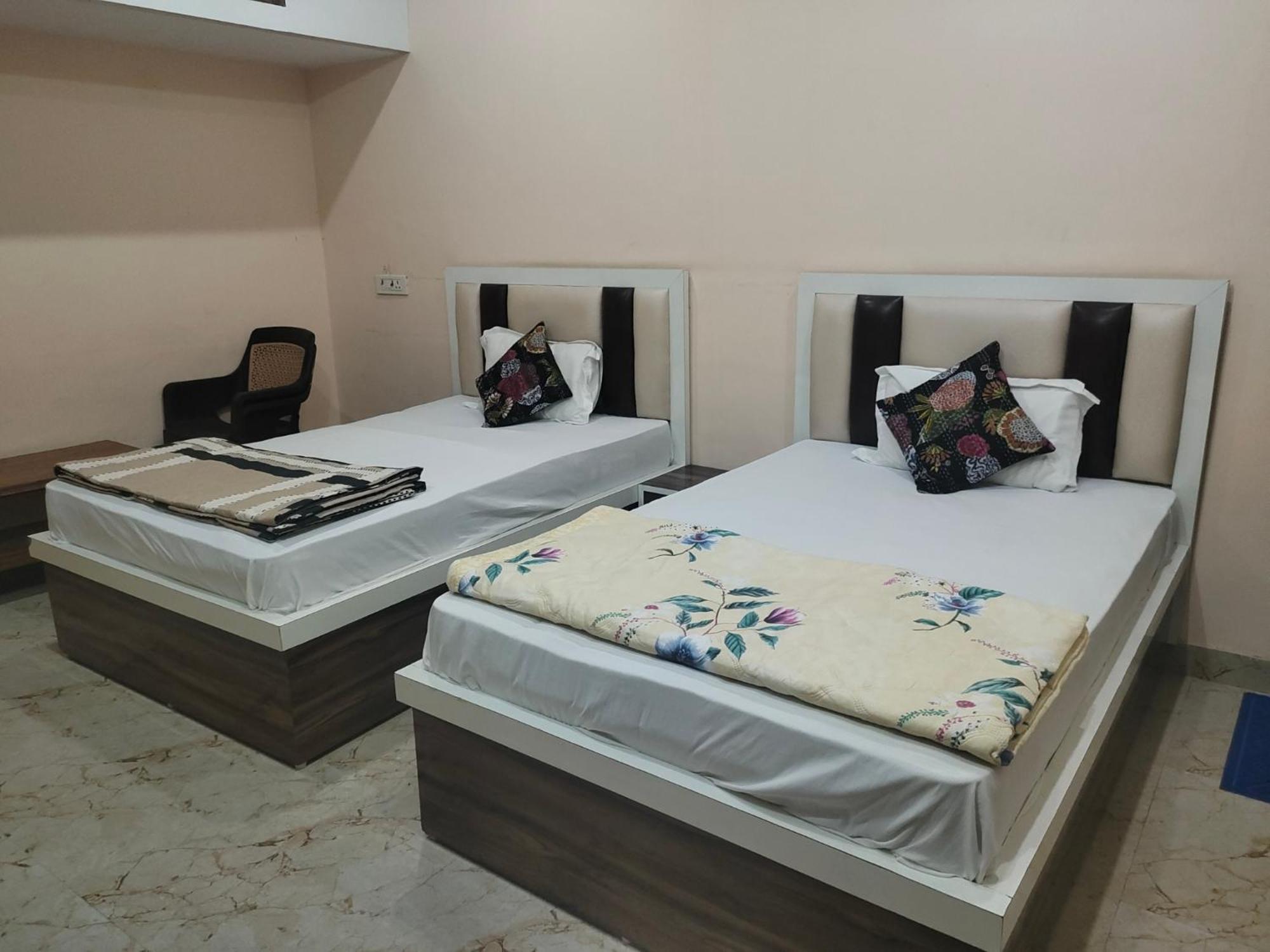 The Orchid Villa Homestay - Walkable Distance From Taj Mahal Agra  Esterno foto