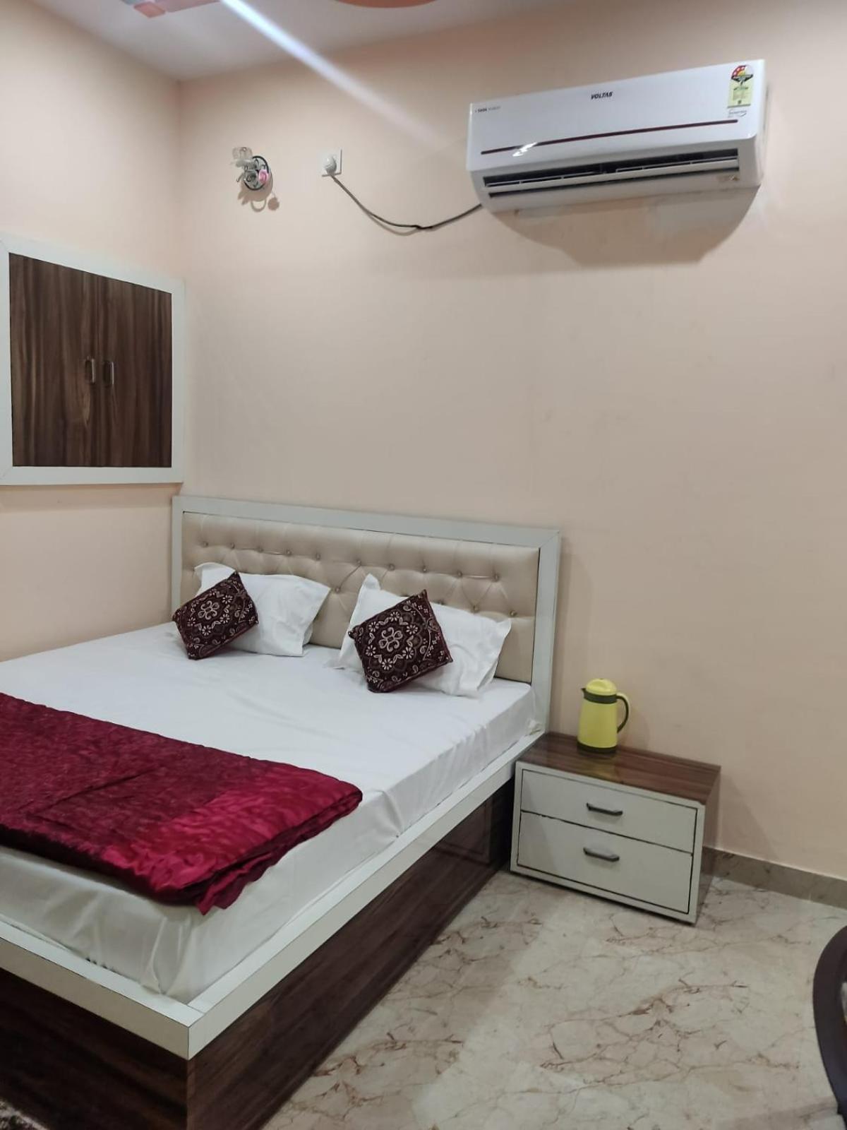 The Orchid Villa Homestay - Walkable Distance From Taj Mahal Agra  Esterno foto