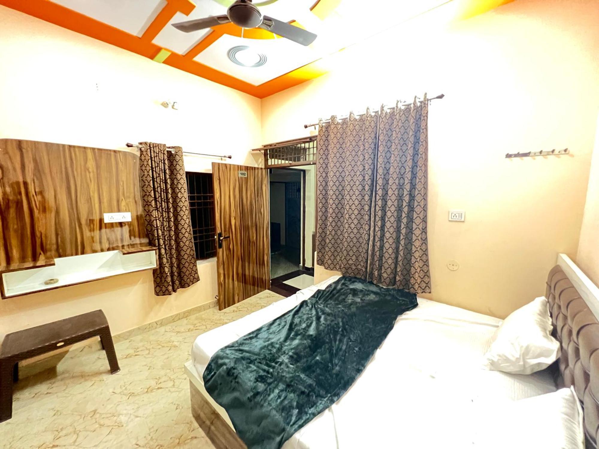 The Orchid Villa Homestay - Walkable Distance From Taj Mahal Agra  Esterno foto